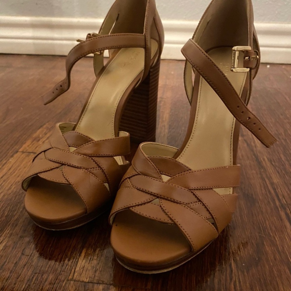 Michael Kors Shoe